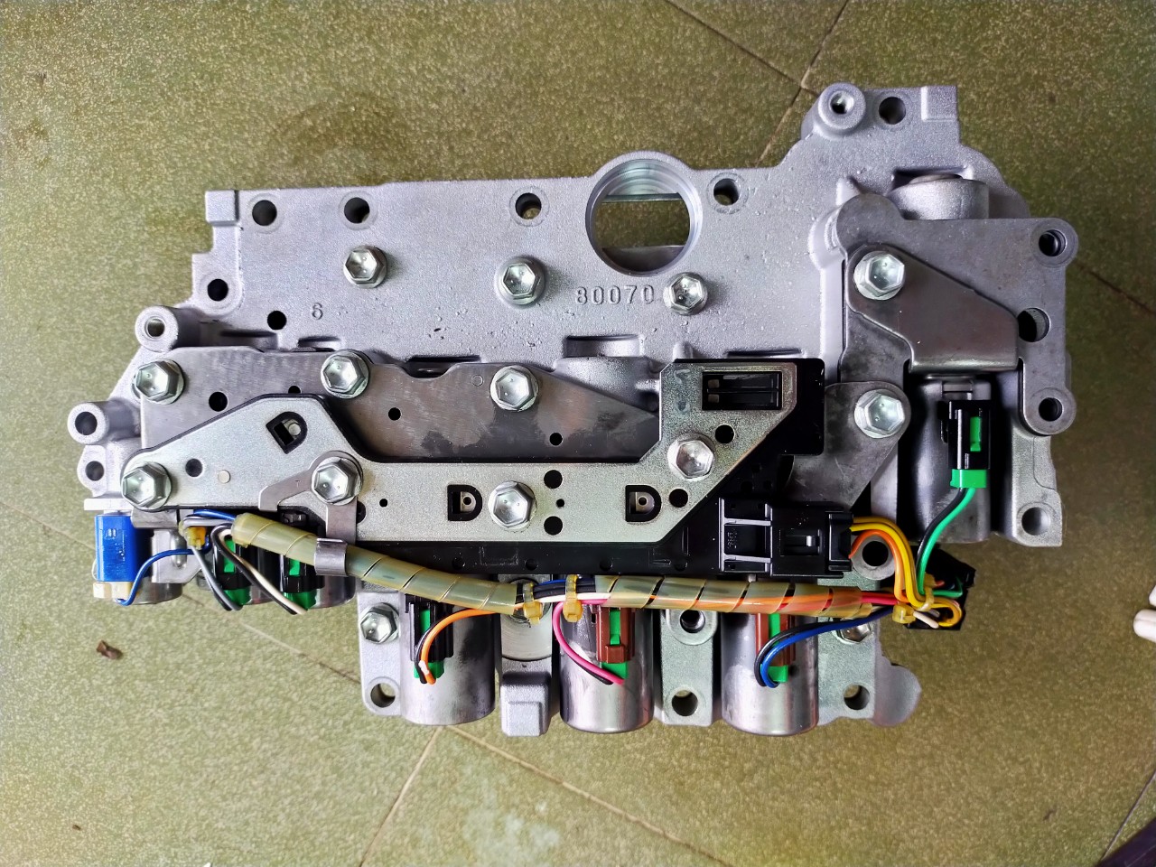 bộ vỉ van, bộ chia, bộ van body hộp số toyota U660E