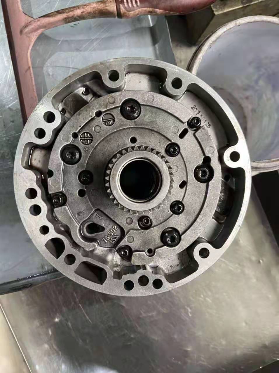 bơm dầu korando BTR 6 cấp